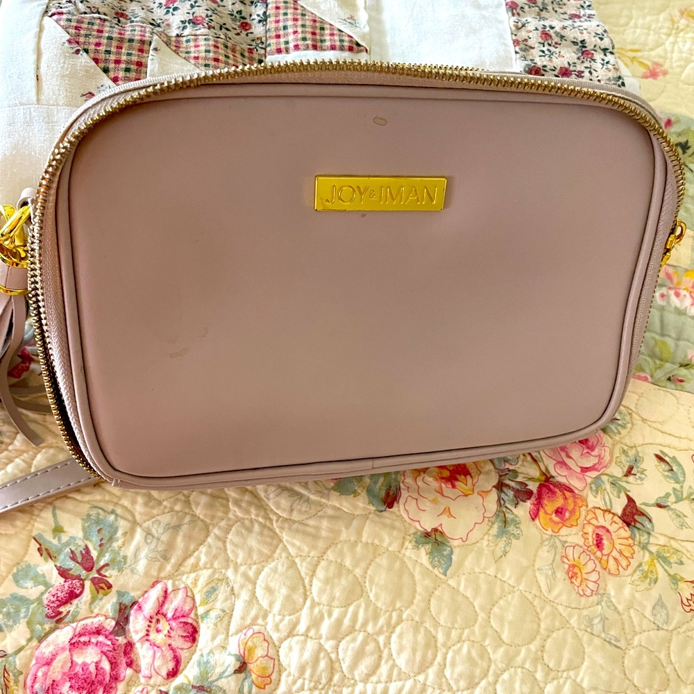 Joy and Iman crossbody purse
